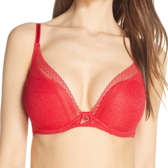 Chantelle Other - Chantelle Festivite Lace Plunge Bra